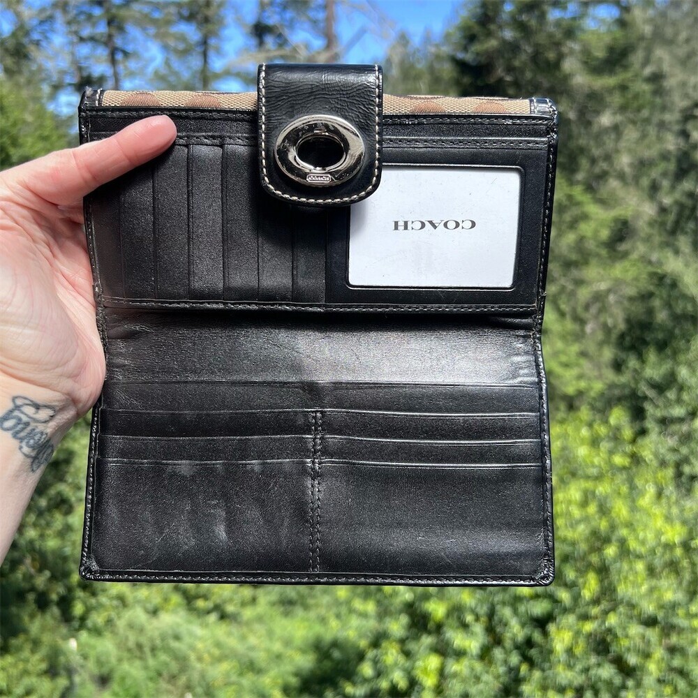 COACH VINTAGE Signature Jacquard Y2K Turn-Lock Wallet with Silver AUTHENTIC - Picture 3 of 10
